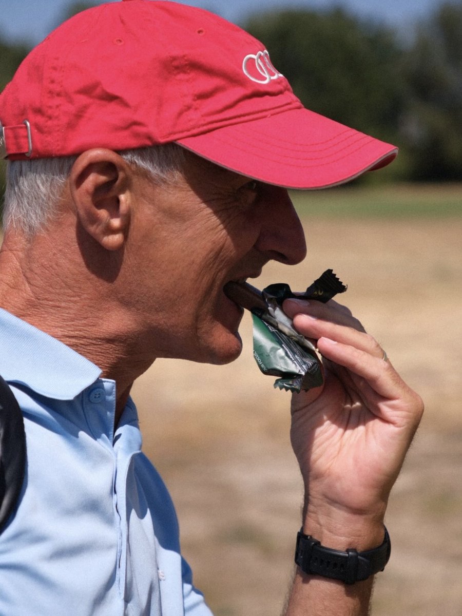 A weekend golfer with a Parformance bar